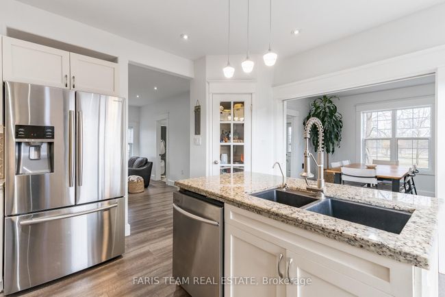 7884 County Rd 13, House other with 3 bedrooms, 2 bathrooms and 10 parking in Lisle ON | Image 6