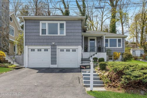 42 Nicholas Ave, Greenwich, CT, 06831-4924 | Card Image