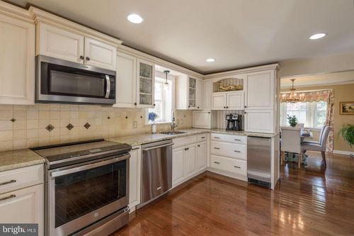 620 Laurel Rd, SPRINGFIELD, PA, 19064-3825 | Card Image