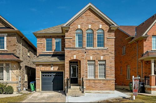 15 Fringetree Rd, Brampton, ON, L6R3V8 | Card Image