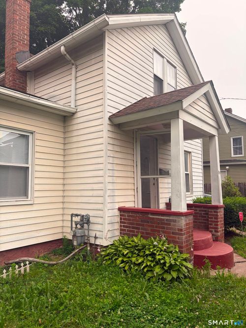 133 Sherman Ave, Meriden, CT, 06450-3352 | Card Image