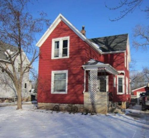 1004 Wisconsin Avenue, North Fond Du Lac, WI, 54937 | Card Image