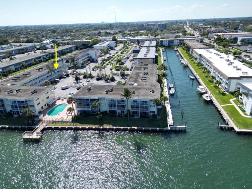 313-100 Doolen Ct, North Palm Beach, FL, 33408-5682 | Card Image