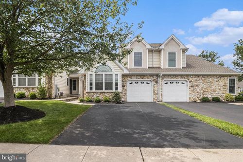 62 Ashley Dr, WARMINSTER, PA, 18974-6134 | Card Image