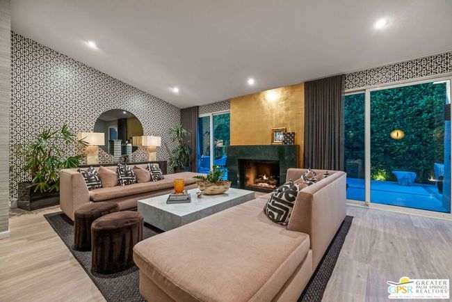 3708 E Bogert Trl, Condo with 2 bedrooms, 3 bathrooms and 2 parking in Palm Springs CA | Image 23