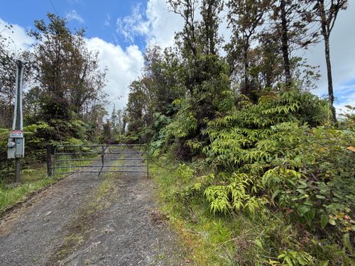 11-2443 Makoa Rd, VOLCANO, HI, 96785 | Card Image