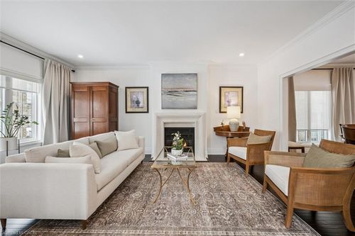 11-25 Manor Park Cres, Guelph, ON, N1G1A2 | Card Image