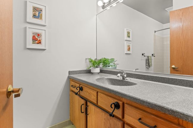APT-6313 - 7420 Edinborough Way, Condo with 2 bedrooms, 2 bathrooms and null parking in Edina MN | Image 24