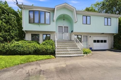 110 Barrett Ave, North Providence, RI, 02904-3971 | Card Image