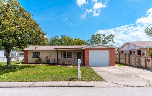 7024 Mayfield Dr, PORT RICHEY, FL, 34668-3825 | Card Image