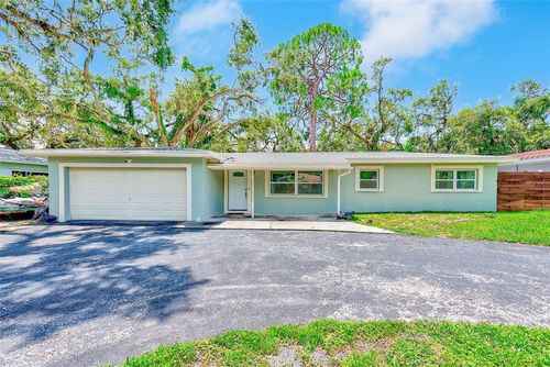 9954 54th Ave N, St Petersburg, FL, 33708-3606 | Card Image