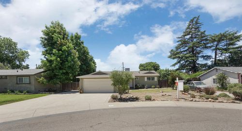 712 Almond Court, Galt, CA, 95632 | Card Image