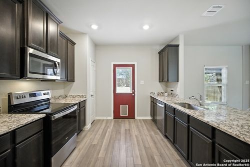7949 Cactus Plum Dr, San Antonio, TX, 78254-6804 | Card Image