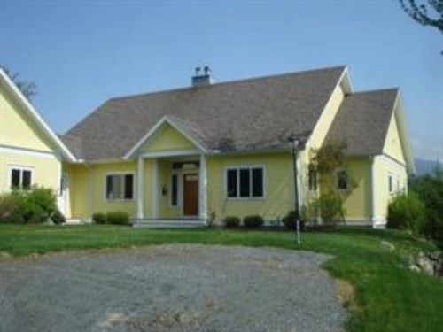 182 Wintergreen Ln, Franconia, NH, 03580-3214 | Card Image