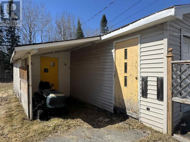 12 Redwing Ave, Home with 3 bedrooms, 2 bathrooms and null parking in Manitouwadge ON | Image 32