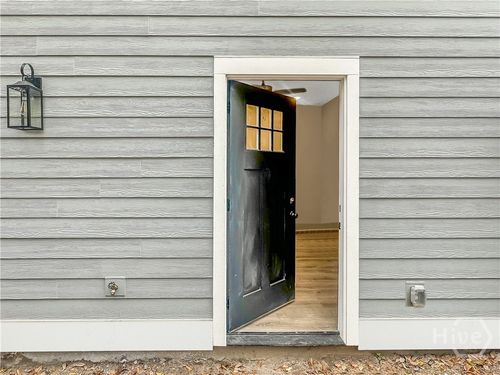 e-316 W 40th Street, Savannah, GA, 31401 | Card Image