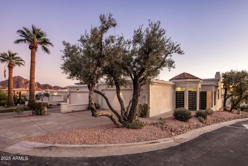43-3800 E Lincoln Dr, Phoenix, AZ, 85018-1011 | Card Image