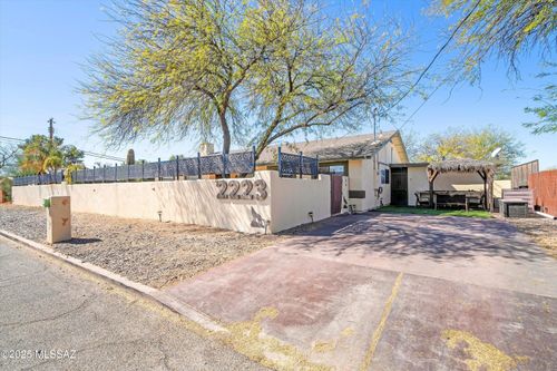 2223 N Forgeus Avenue, Tucson, AZ, 85716 | Card Image