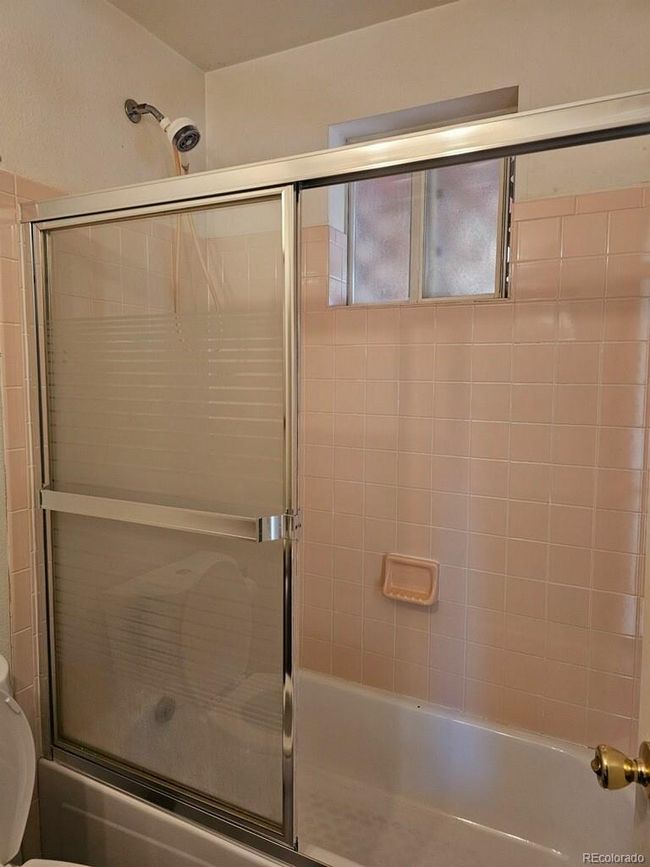 484 S Lima Cir, House other with 6 bedrooms, 3 bathrooms and 2 parking in Aurora CO | Image 10