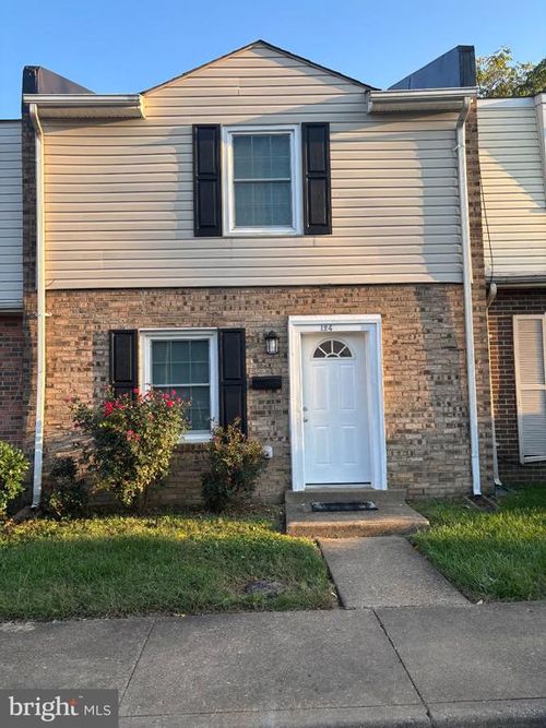 124 Hughey Ct, FREDERICKSBURG, VA, 22401-2827 | Card Image