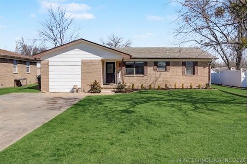 712 5th St, Skiatook, OK, 74070-1317 | Card Image