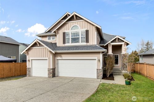 5907 77th Dr Ne, Marysville, WA, 98270-7400 | Card Image
