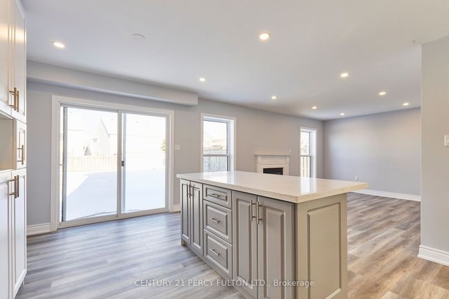 1152 Ashcroft Crt, House other with 4 bedrooms, 3 bathrooms and 4 parking in Oshawa ON | Image 17