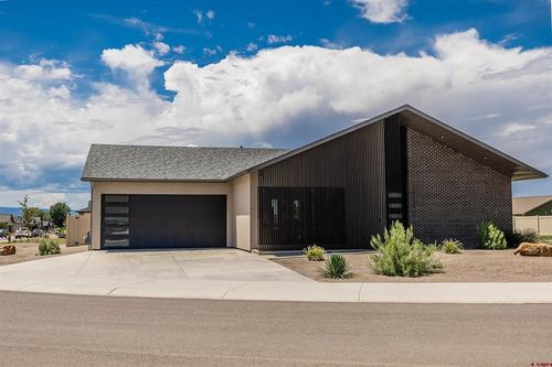 3435 Kestrel Loop, Montrose, CO, 81401-7453 | Card Image