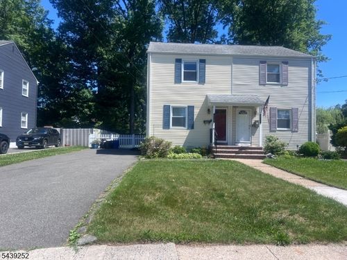 228 Windsor Ave, Westfield, NJ, 07090-1528 | Card Image