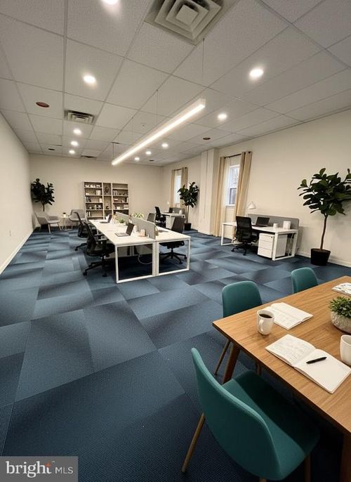 109-290 Andrews Rd, FEASTERVILLE TREVOSE, PA, 19053-3480 | Card Image