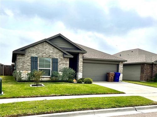 7729 Pruet Dr, Corpus Christi, TX, 78414-4464 | Card Image