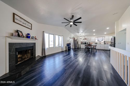 8826 W Encanto Blvd, Phoenix, AZ, 85037-3619 | Card Image