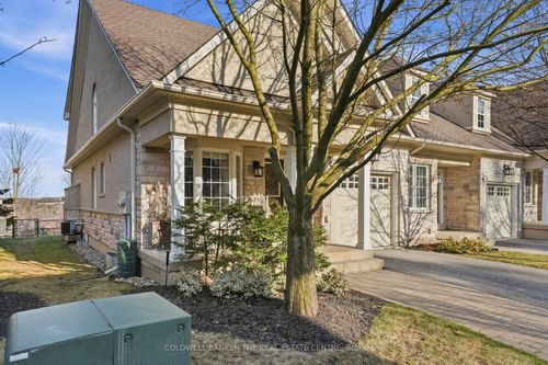 401 Terry Carter Cres, Newmarket, ON, L3Y9G2 | Card Image