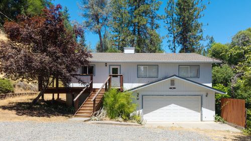 60 Ridgetop Dr, Weaverville, CA, 96093 | Card Image