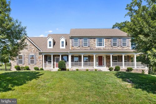 22411 Conservancy Dr, Ashburn, VA, 20148-8068 | Card Image