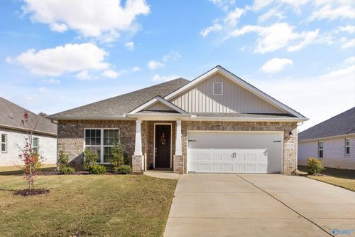 9135 Monteagle Blvd, Owens Cross Roads, AL, 35763-3301 | Card Image