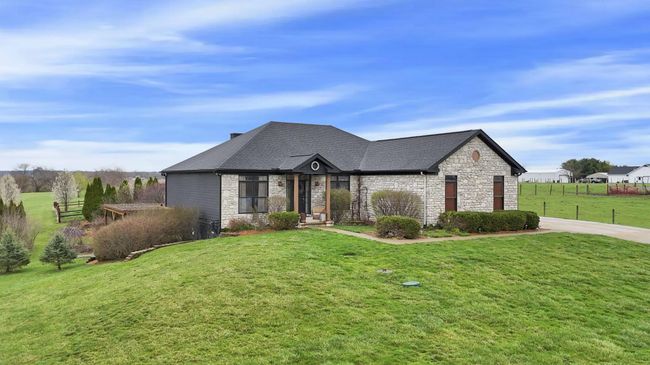 5250 Coakley Rd Nw, House other with 5 bedrooms, 3 bathrooms and null parking in Carroll OH | Image 10