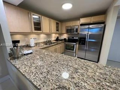 325-2301 Collins Ave, Miami Beach, FL, 33139-1627 | Card Image