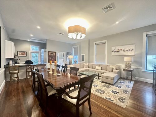 2-10 Young St, Newport, RI, 02840-3447 | Card Image