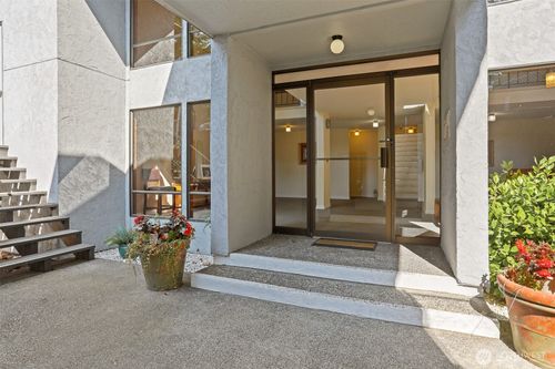 205a-8517 242nd St Sw, Edmonds, WA, 98026-9078 | Card Image
