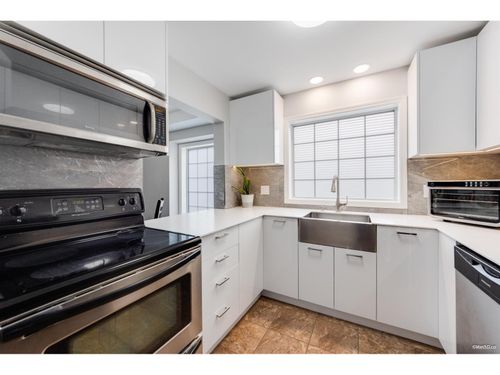 1-9437 Hazel Street, Chilliwack, BC, V2P5M9 | Card Image
