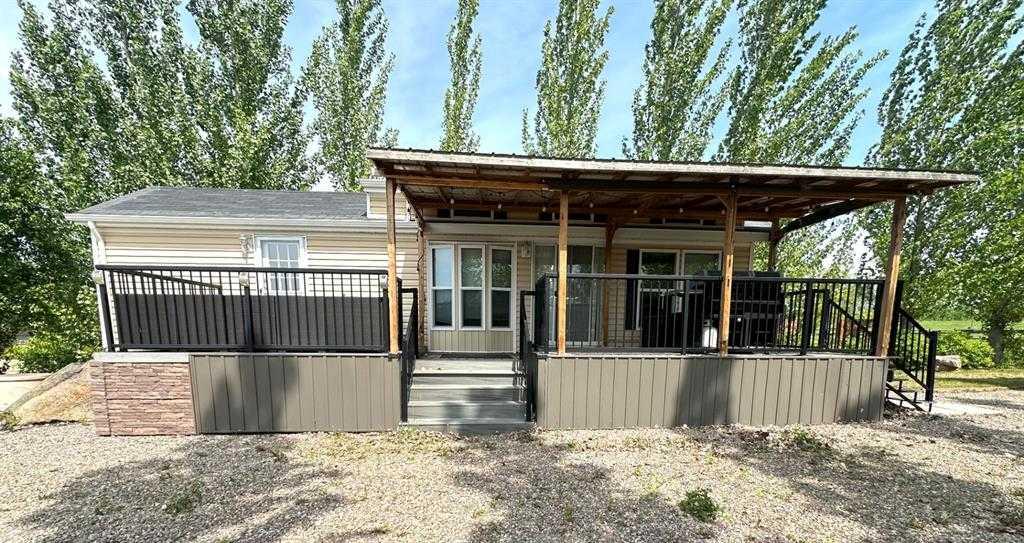 Residential in Lac Des Iles