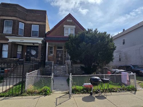 6831 S Emerald Ave, Chicago, IL, 60621-2501 | Card Image