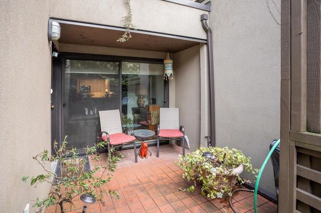 815 Sawcut, Townhouse with 2 bedrooms, 1 bathrooms and 1 parking in Vancouver BC | Image 4