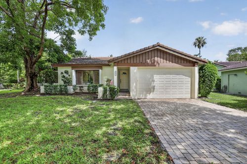 2551 Nw 98th Terrace, Coral Springs, FL, 33065 | Card Image