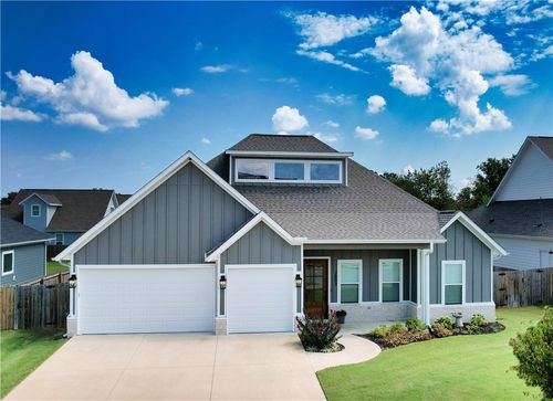 2803 S 20th St, Rogers, AR, 72758-6190 | Card Image