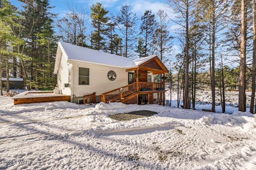 132 N Lake Shore Dr, Dingmans Ferry, PA, 18328-3103 | Card Image