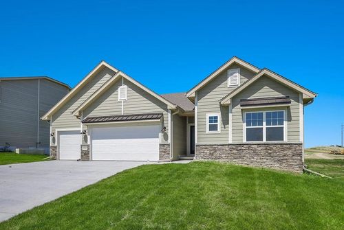 10210 S 110th Ave, Papillion, NE, 68046-5906 | Card Image