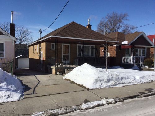 388 Kane Ave, York, ON, M6M3P4 | Card Image