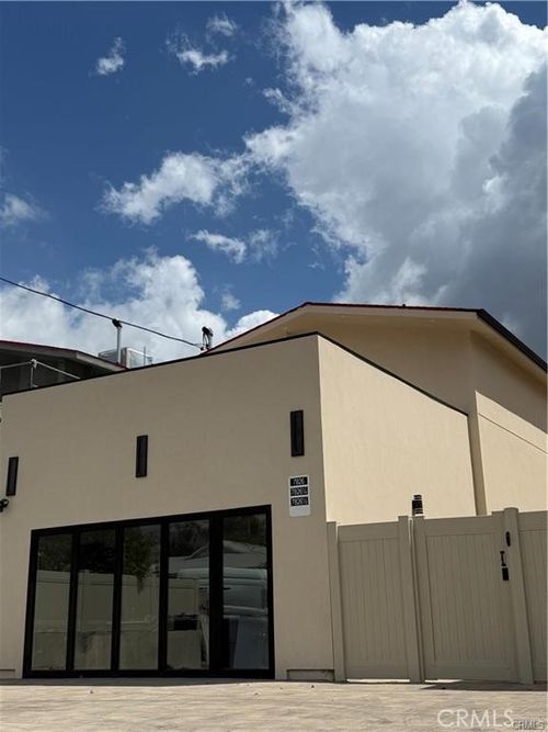 7826 Kyle St, Sunland, CA, 91040 | Card Image